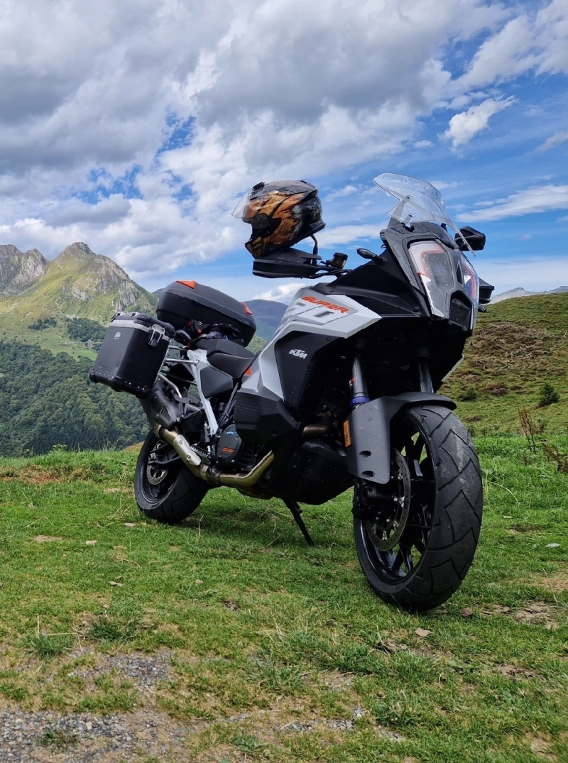 Location KTM 1290 ADVENTURE S